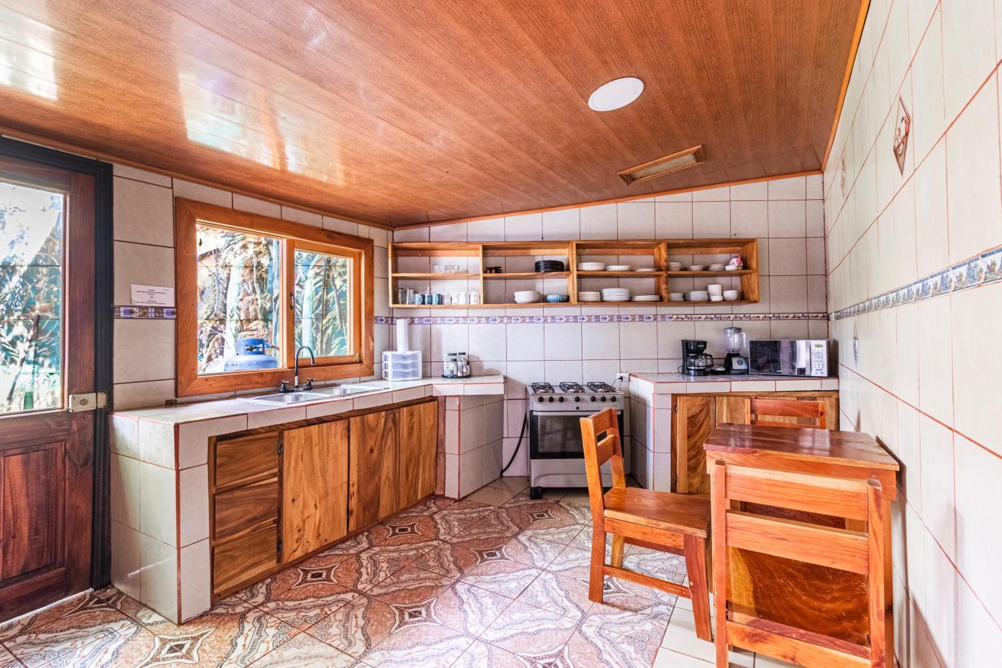 Montefresco Boutique Hostel モンテベルデ エクステリア 写真