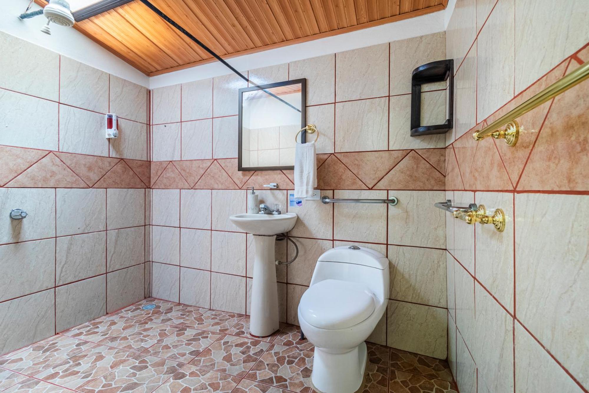 Montefresco Boutique Hostel モンテベルデ エクステリア 写真