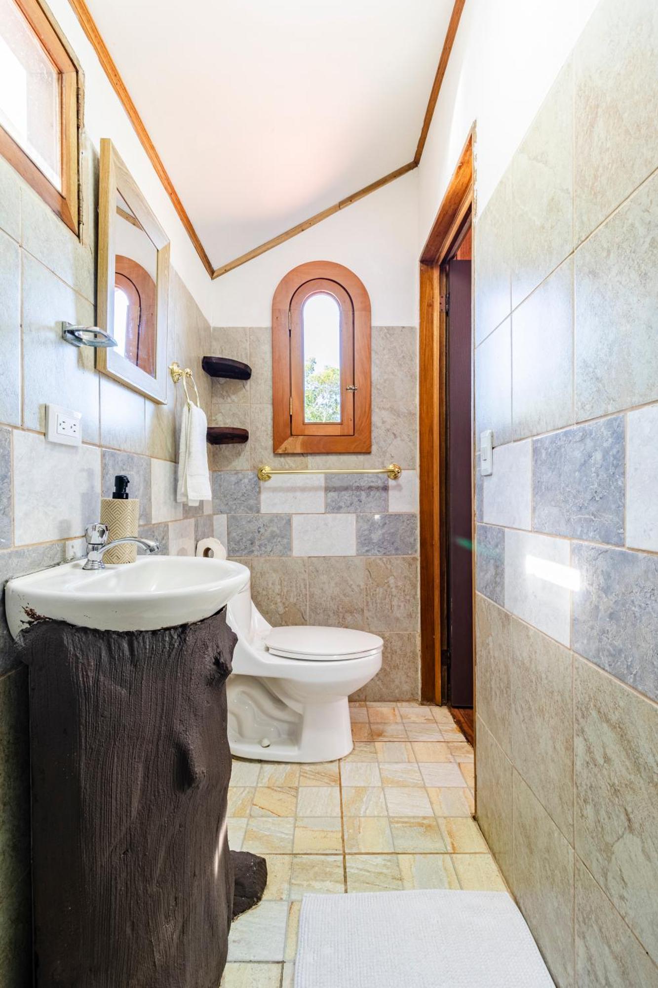Montefresco Boutique Hostel モンテベルデ エクステリア 写真