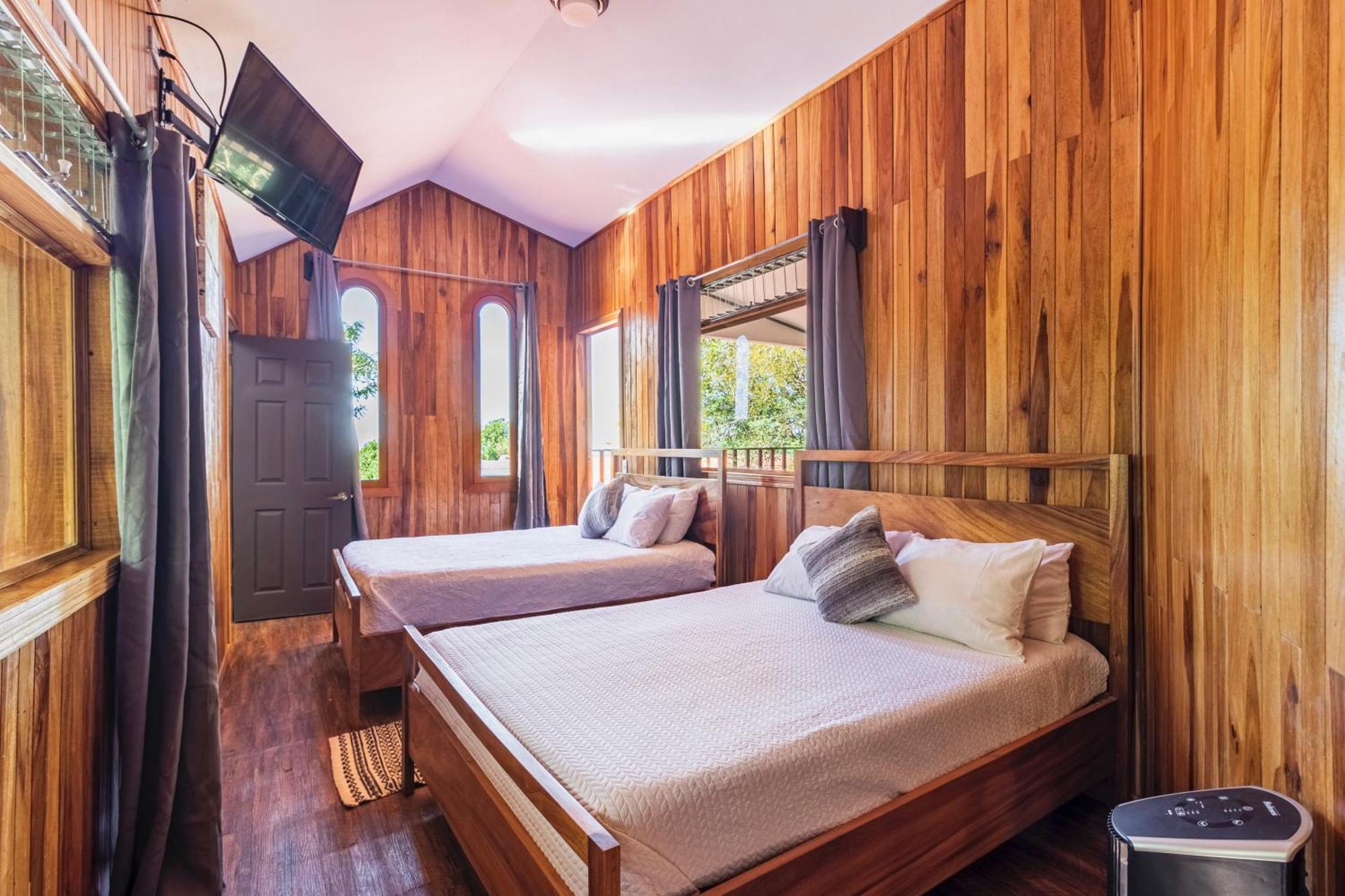 Montefresco Boutique Hostel モンテベルデ エクステリア 写真