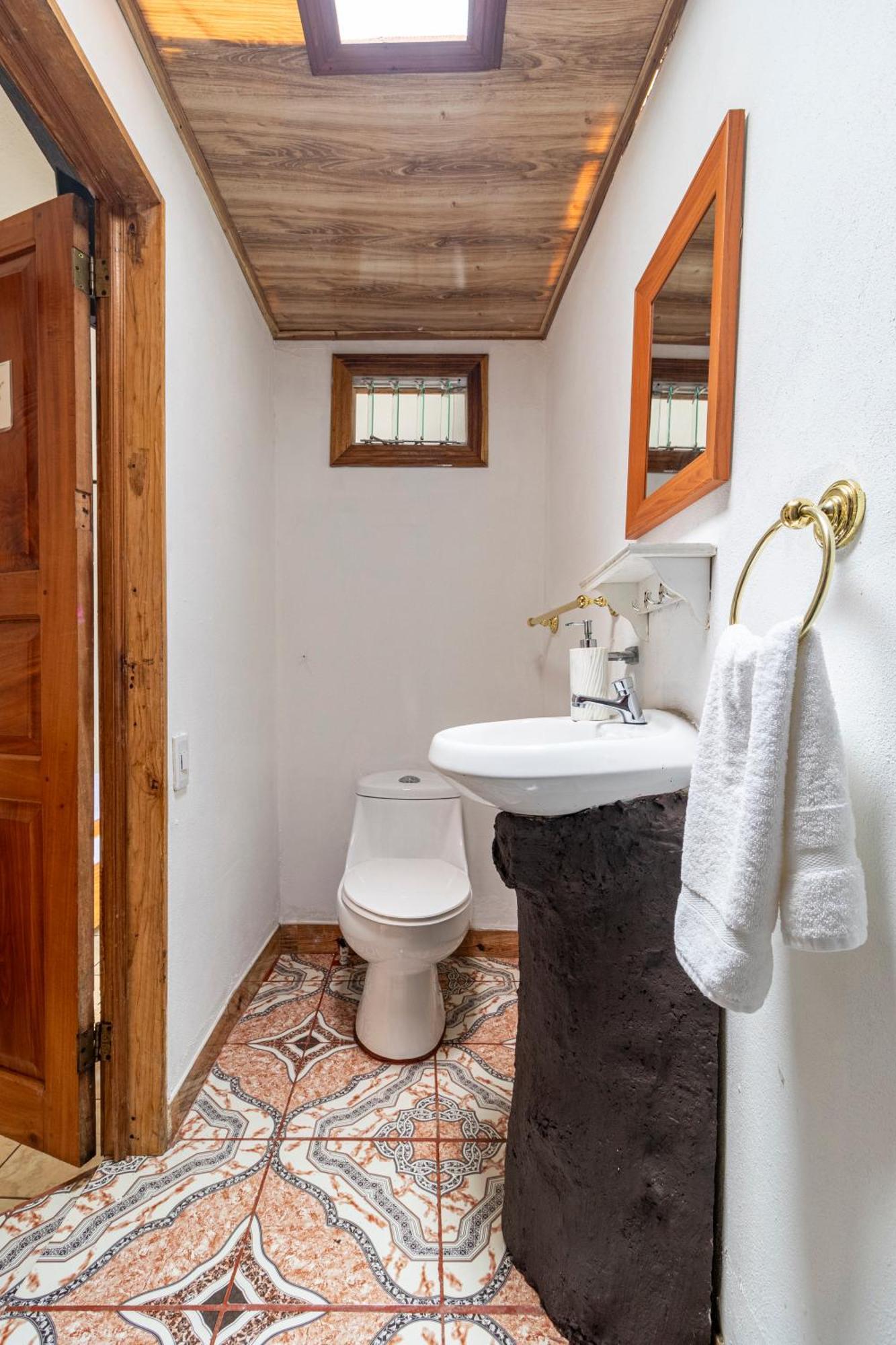 Montefresco Boutique Hostel モンテベルデ エクステリア 写真
