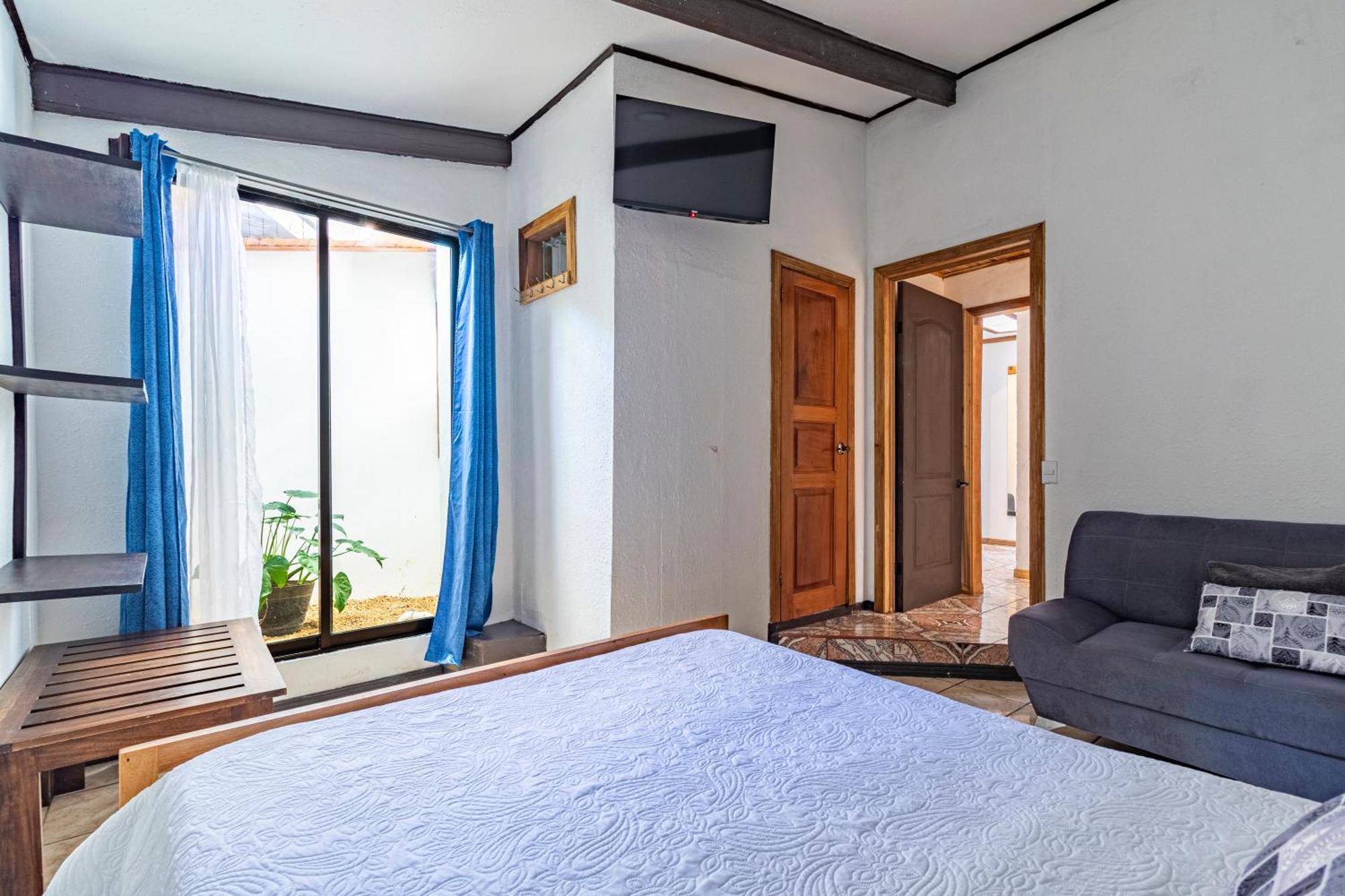 Montefresco Boutique Hostel モンテベルデ エクステリア 写真