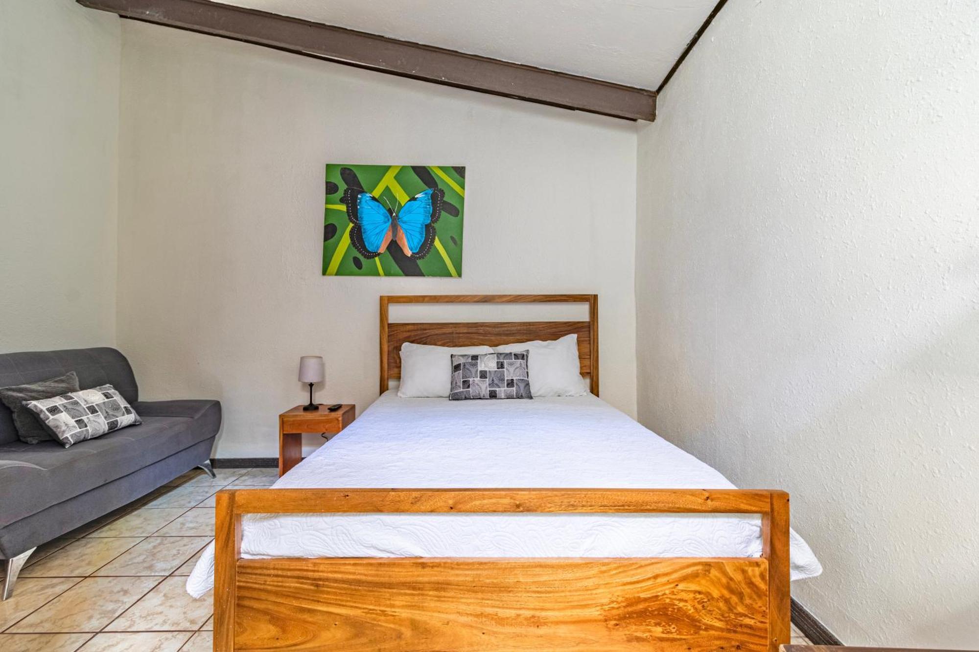 Montefresco Boutique Hostel モンテベルデ エクステリア 写真