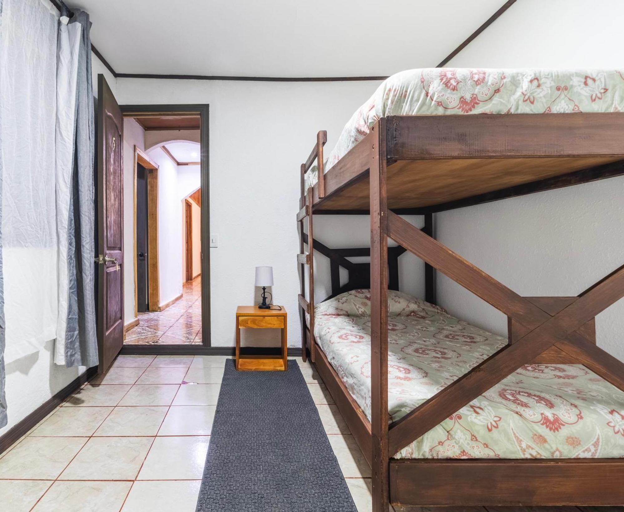 Montefresco Boutique Hostel モンテベルデ エクステリア 写真