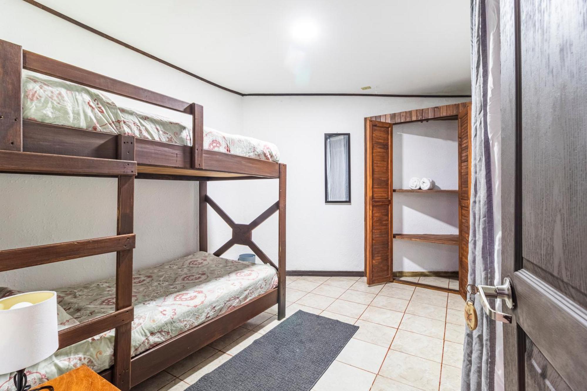Montefresco Boutique Hostel モンテベルデ エクステリア 写真