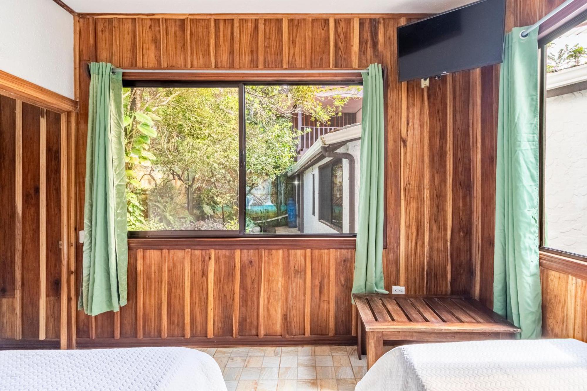 Montefresco Boutique Hostel モンテベルデ エクステリア 写真